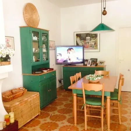 Silvia Apartment *
